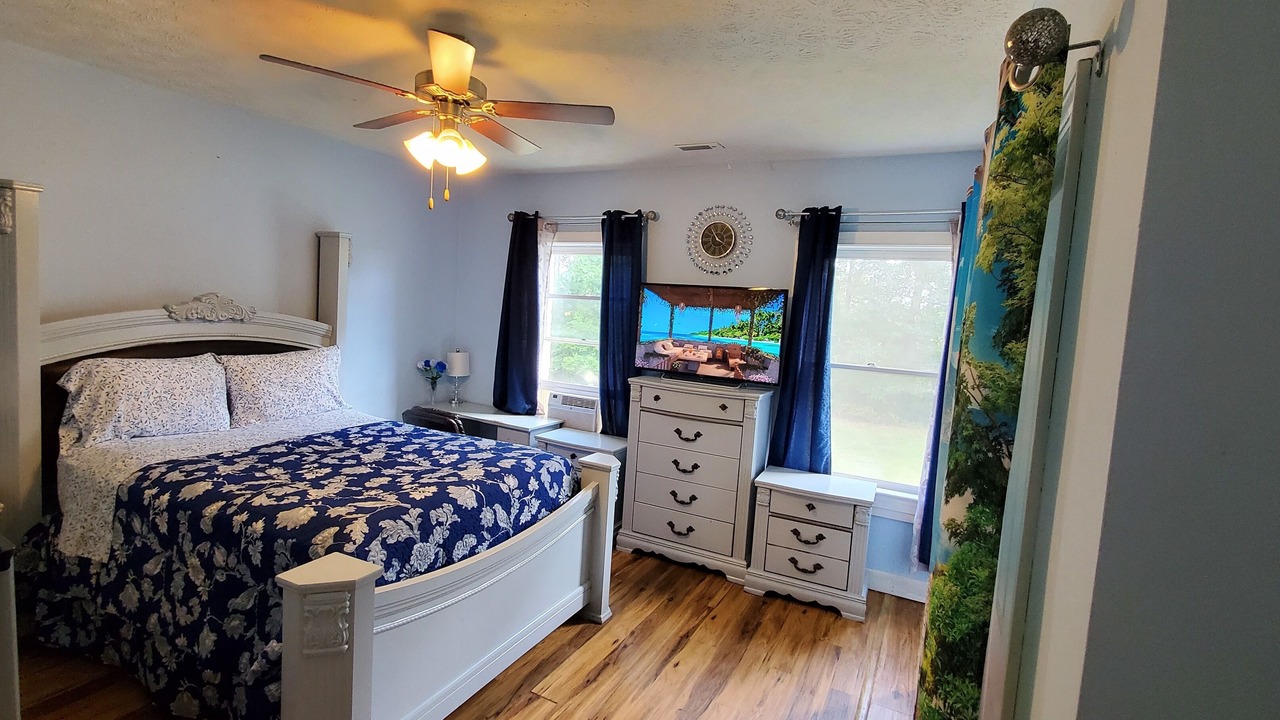 Photo of Bedroom in Hampton
