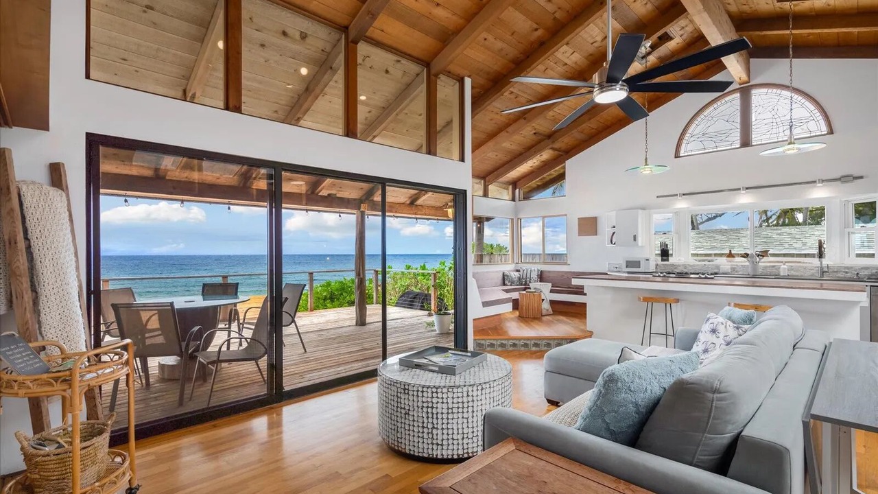 Photo of Livingroom in Pupukea