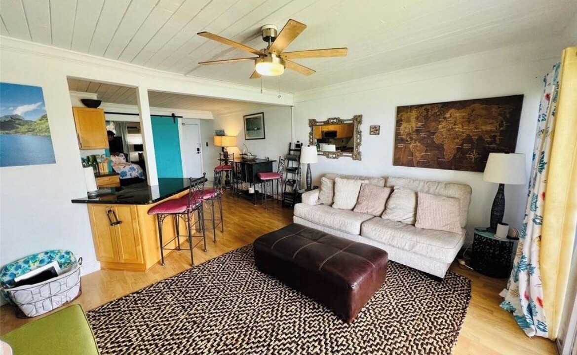 Photo of Livingroom in Maili