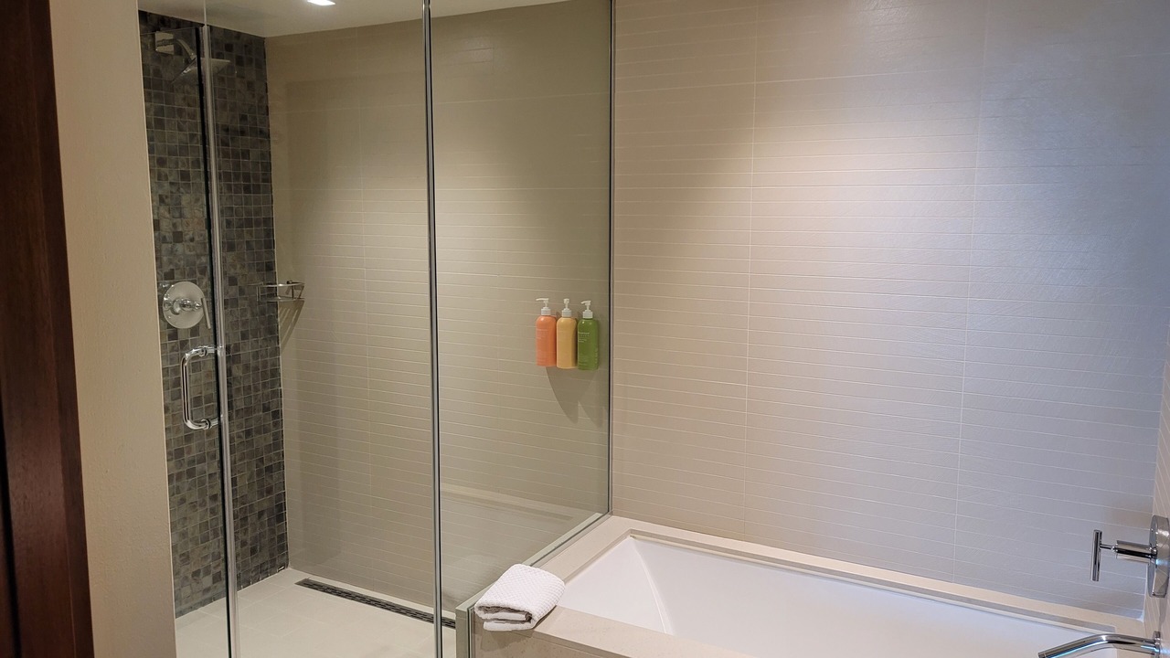 Photo of Bathroom in Waikiki