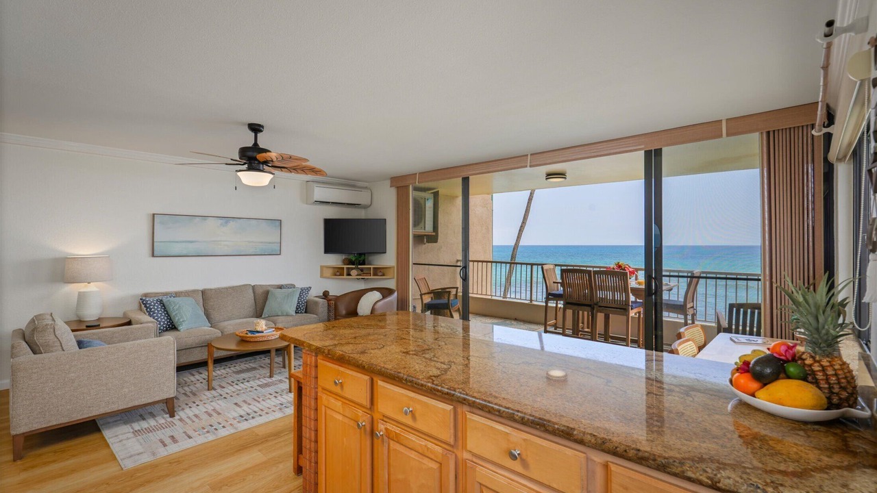 Photo of Livingroom in Historic Kailua Village