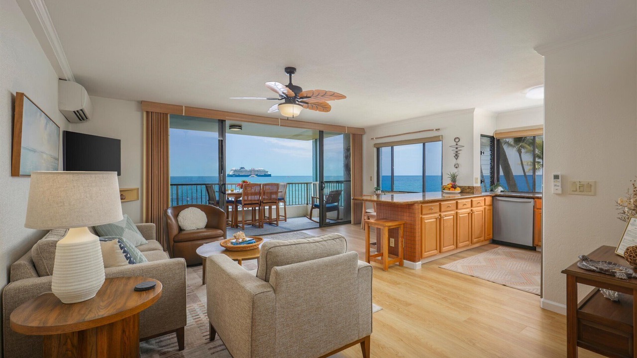 Photo of Livingroom in Historic Kailua Village