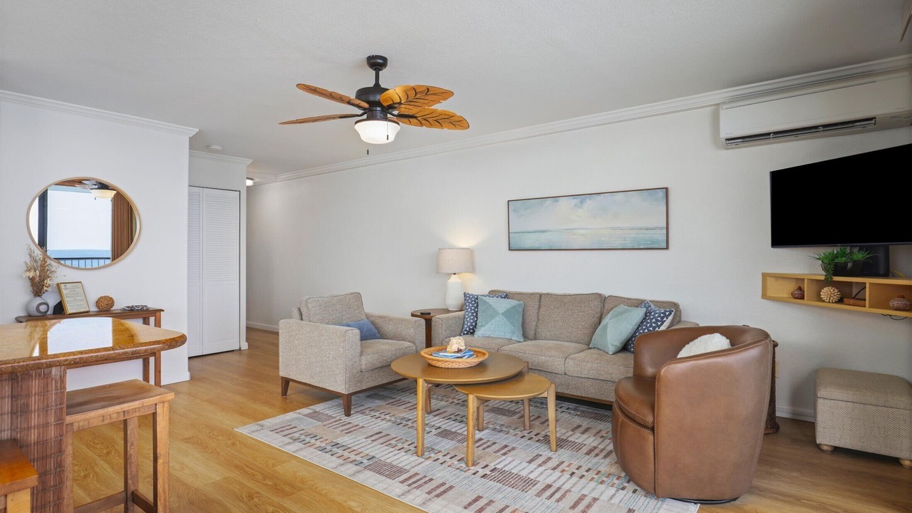 Photo of Livingroom in Historic Kailua Village