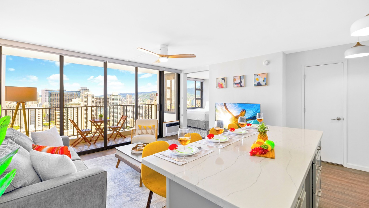 Photo of Livingroom in Waikiki