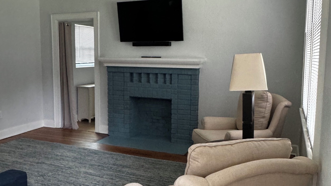 Photo of Livingroom in Thunderbolt