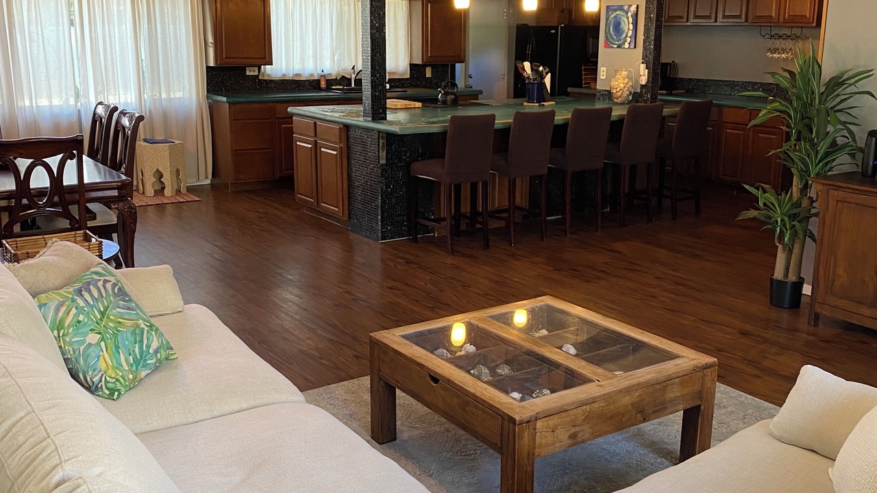 Photo of Livingroom in Waianae