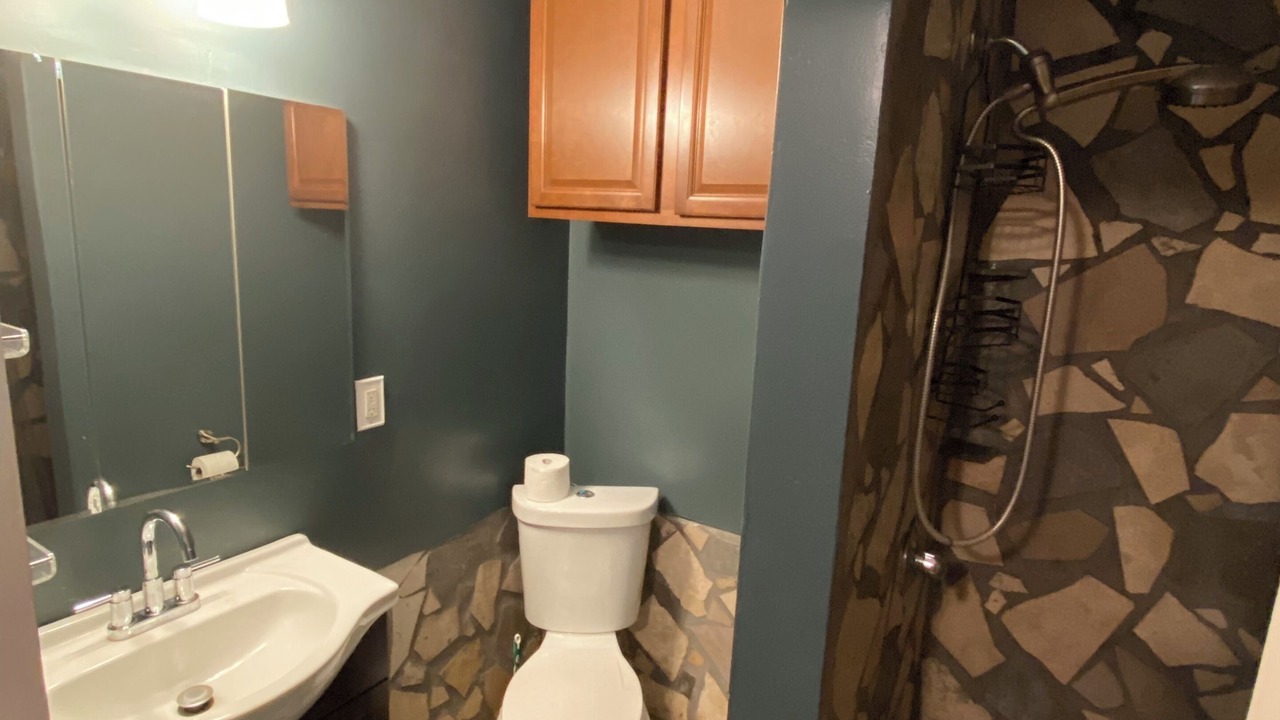 Photo of Bathroom in Waianae