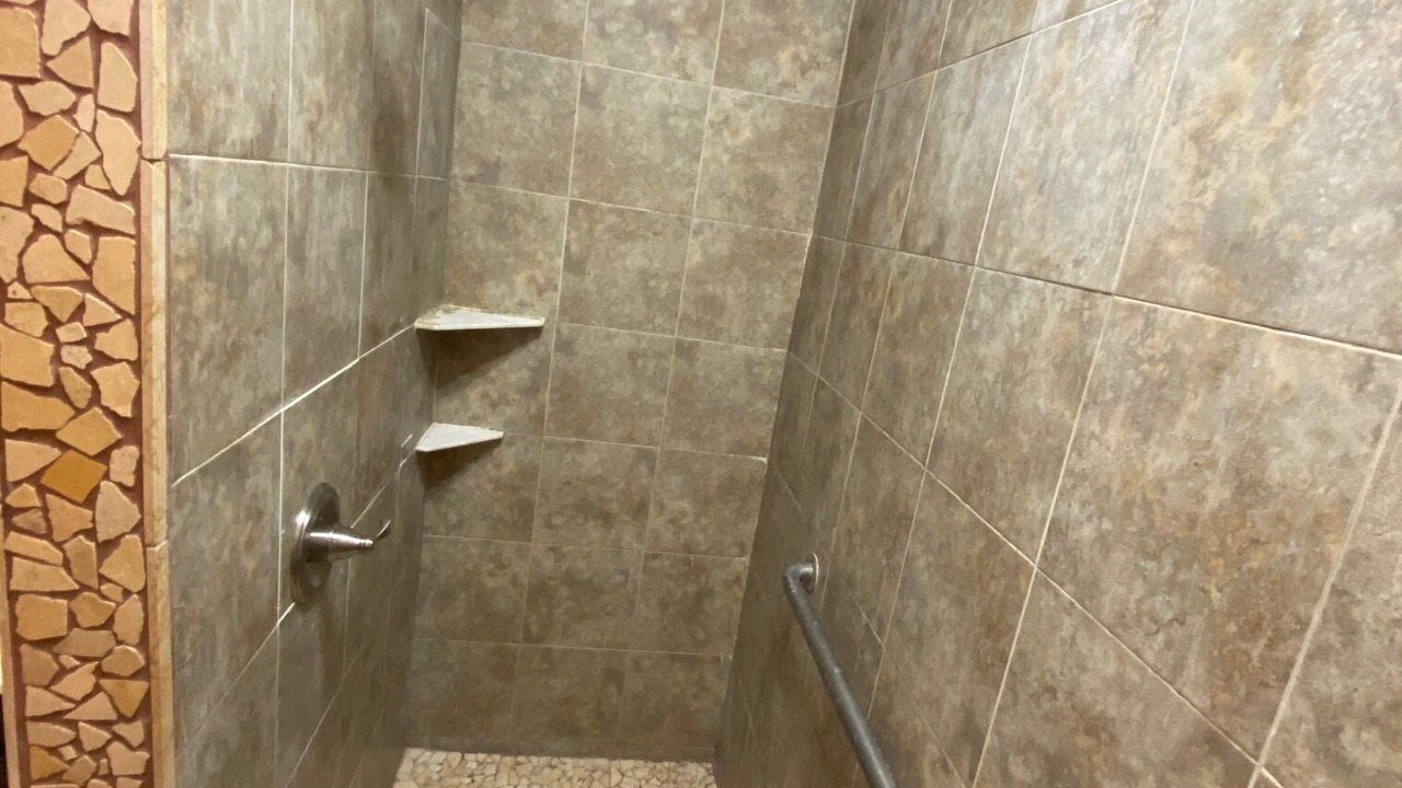 Photo of Bathroom in Waianae