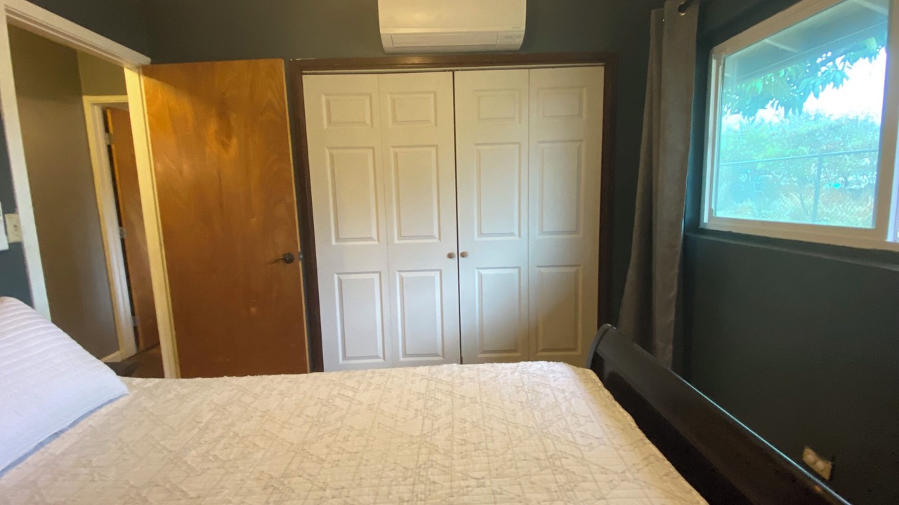 Photo of Bedroom in Waianae