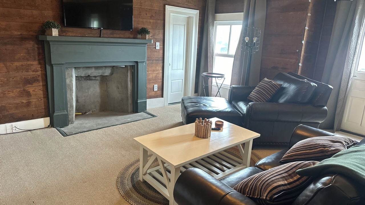 Photo of Livingroom in Troy