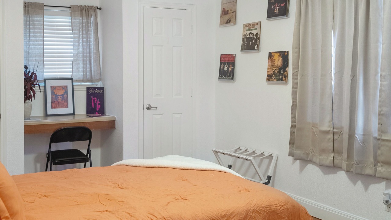 Photo of Bedroom in Hyde Park