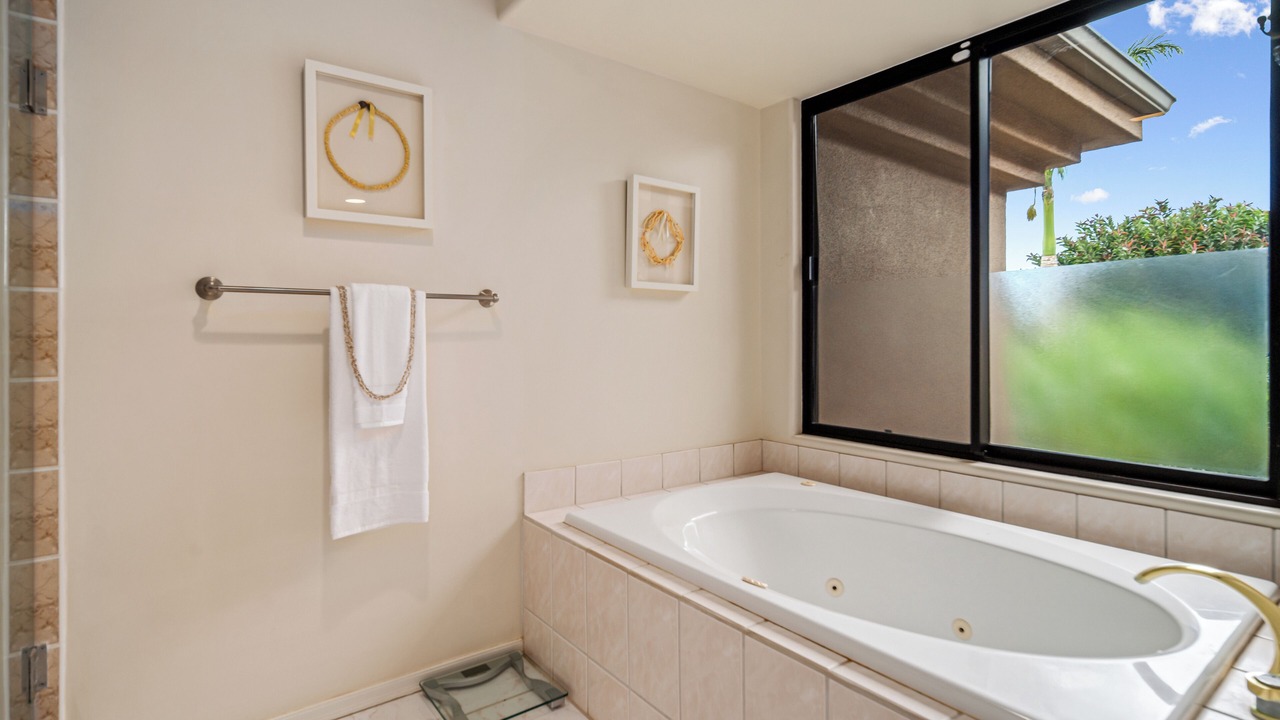 Photo of Bathroom in Waikoloa