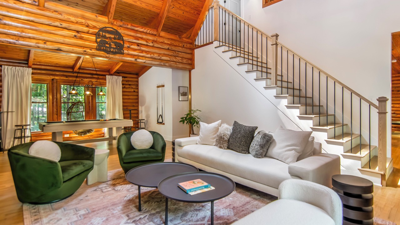 Photo of Livingroom in Cumming