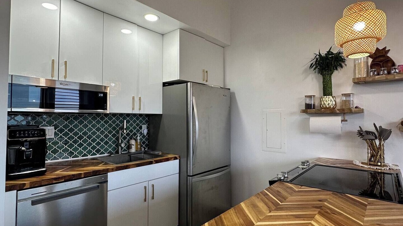 Photo of Kitchen in Makaha