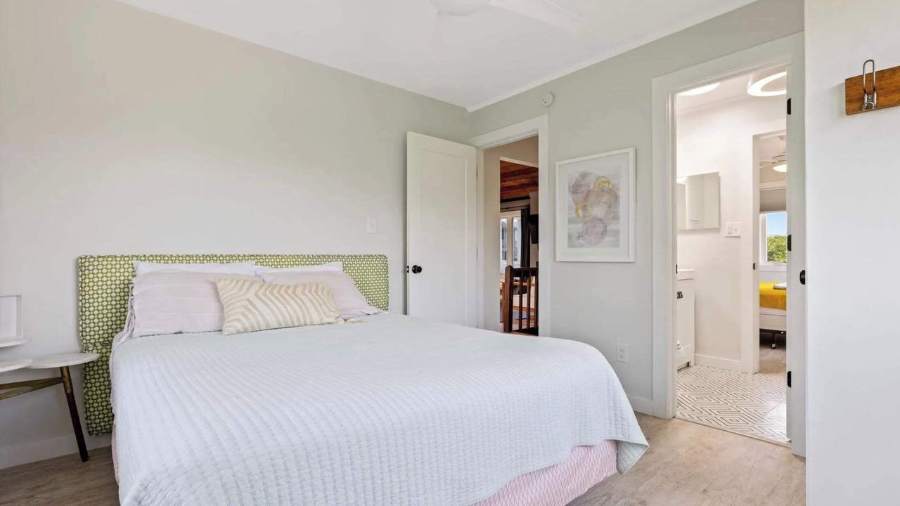 Photo of Bedroom in Southern Shores