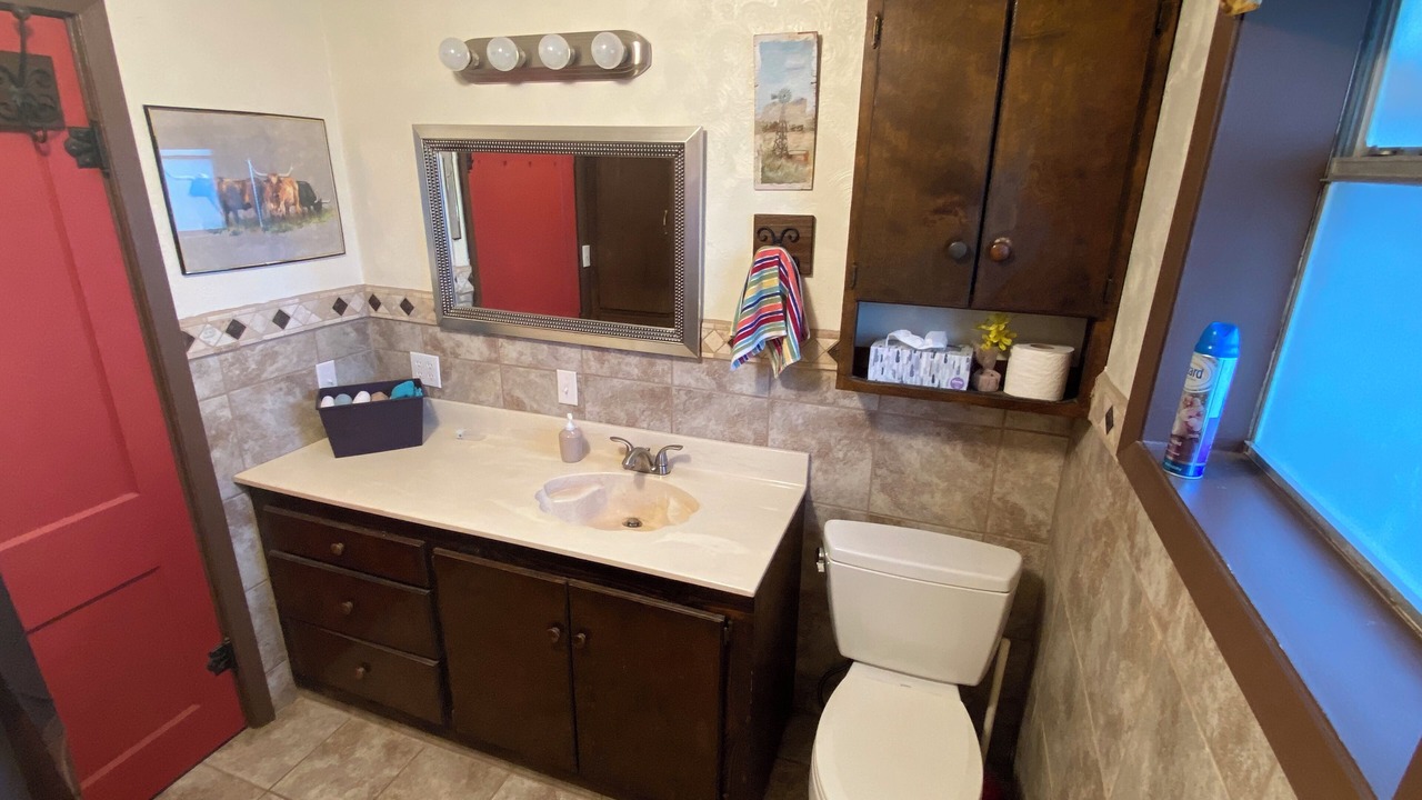 Photo of Bathroom in Coleman