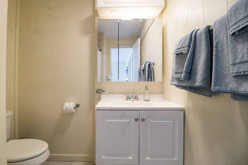 Photo of Bathroom in Makiki