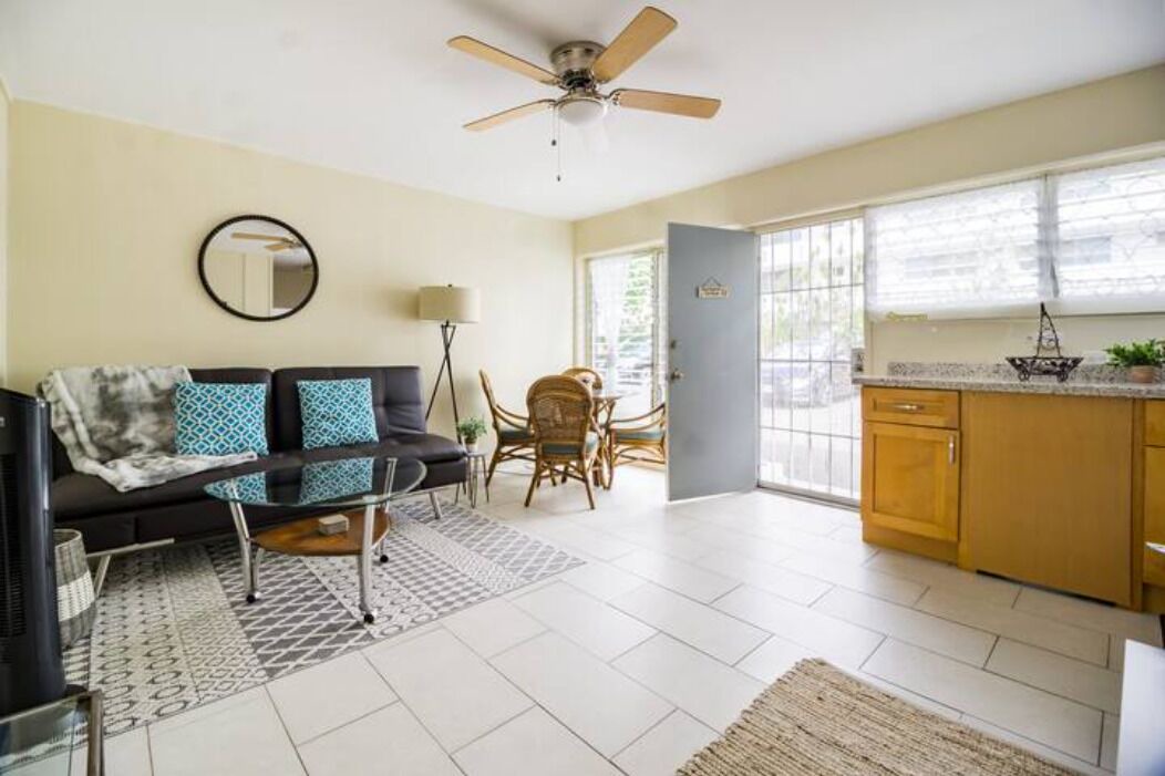 Photo of Livingroom in Makiki
