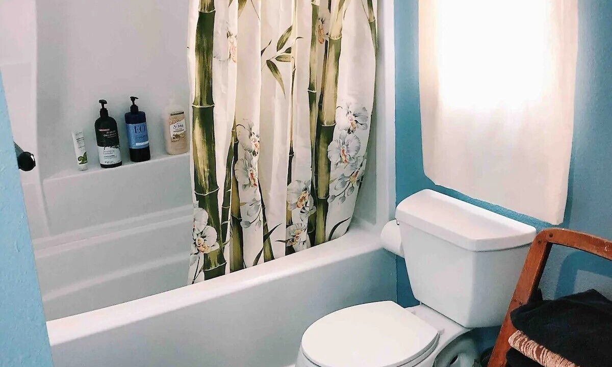Photo of Bathroom in Waialua
