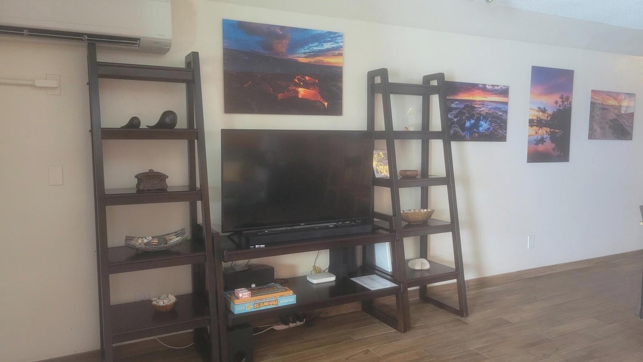 Photo of Livingroom in Historic Kailua Village