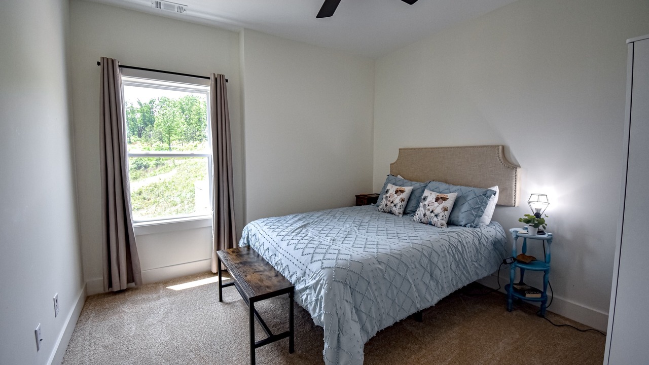 Photo of Bedroom in Clarkesville