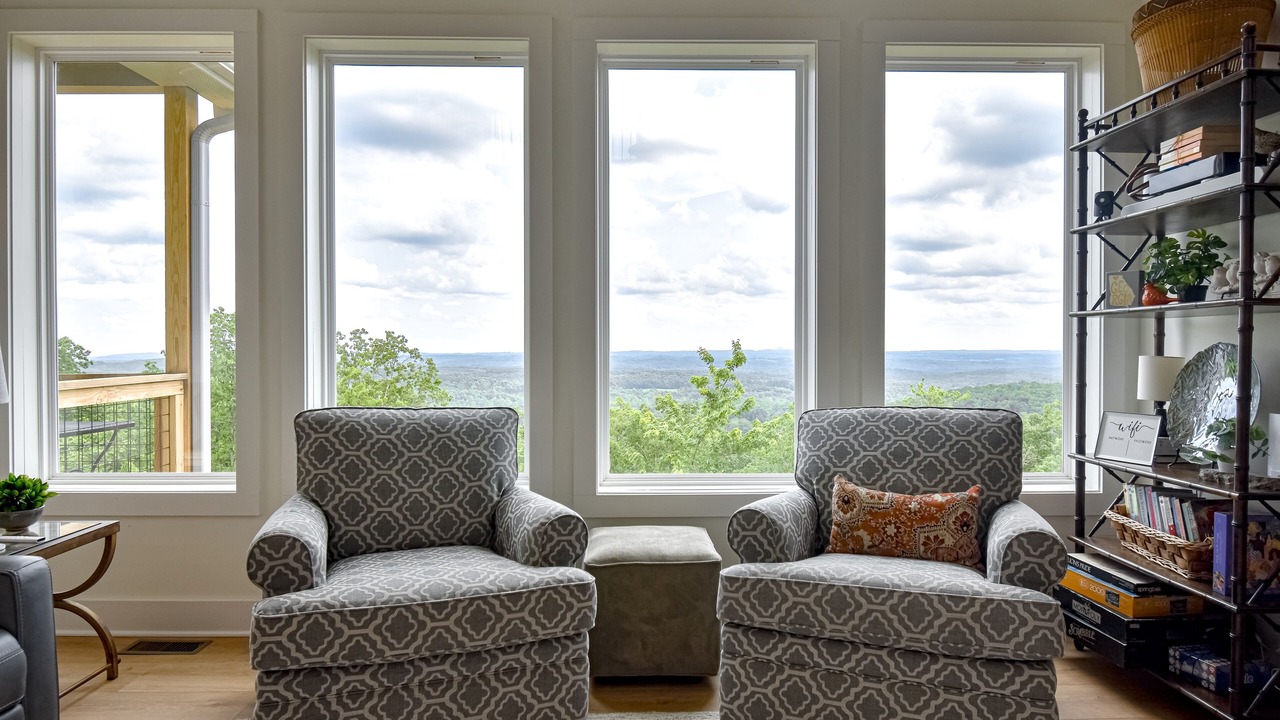 Photo of Livingroom in Clarkesville