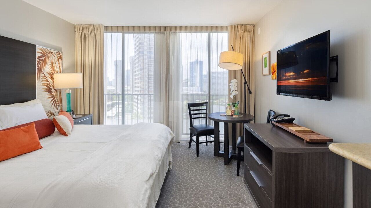 Photo of Bedroom in Waikiki