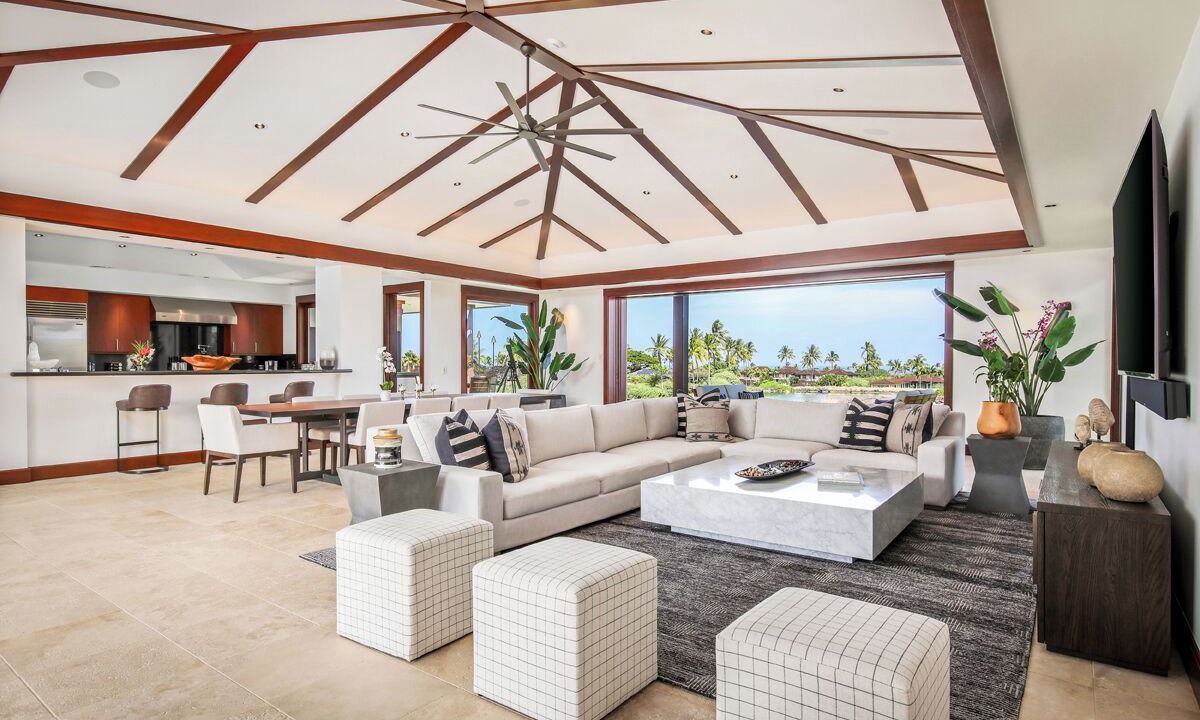 Photo of Livingroom in Kaupulehu