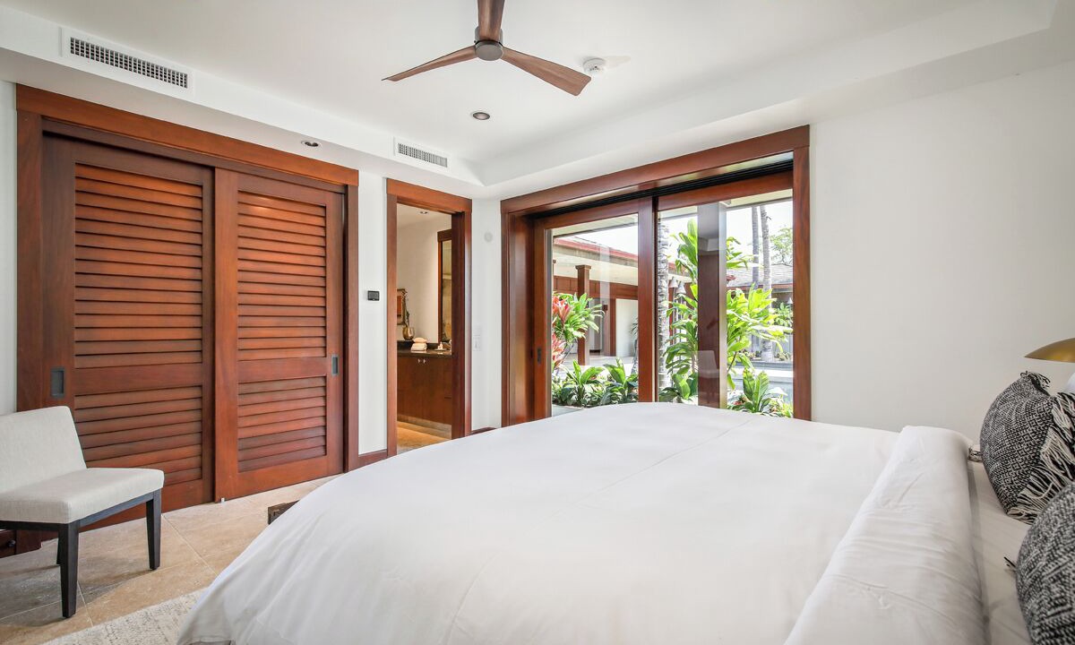 Photo of Bedroom in Kaupulehu
