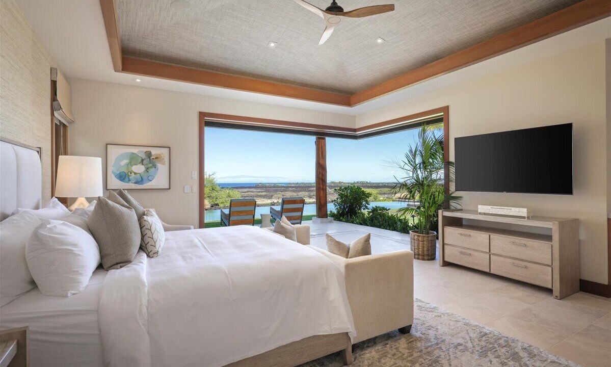 Photo of Bedroom in Kaupulehu