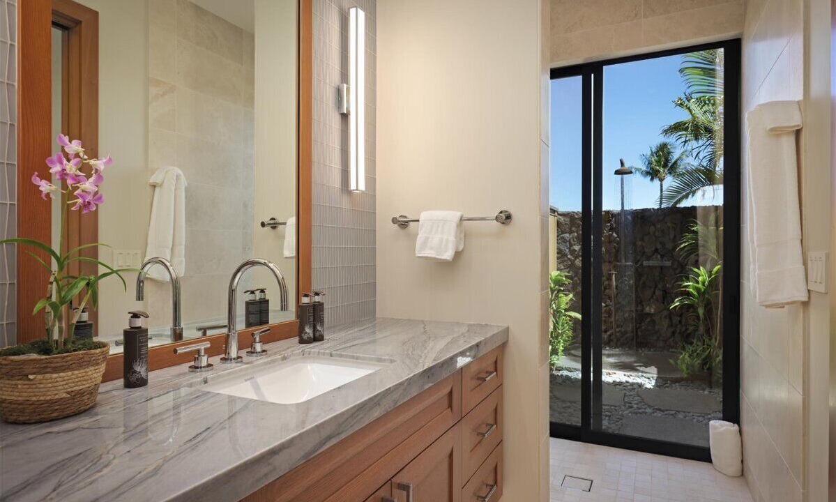 Photo of Bathroom in Kaupulehu