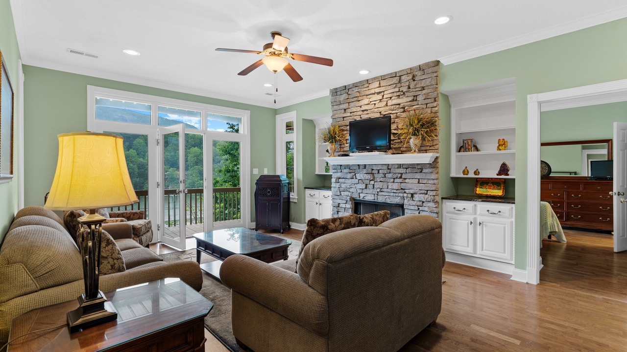 Photo of Livingroom in Lake Lure