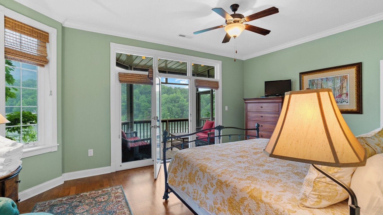 Photo of Bedroom in Lake Lure