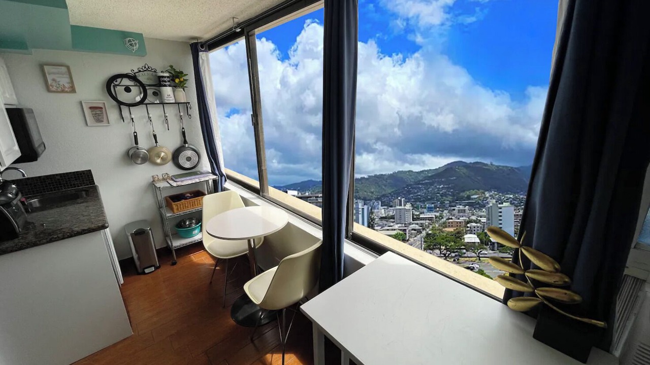 Photo of Others in McCully - Moiliili