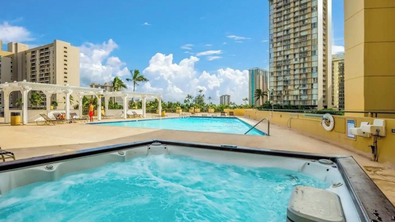 Photo of Outdoor in McCully - Moiliili