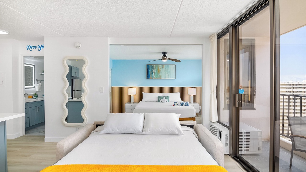 Photo of Bedroom in Waikiki