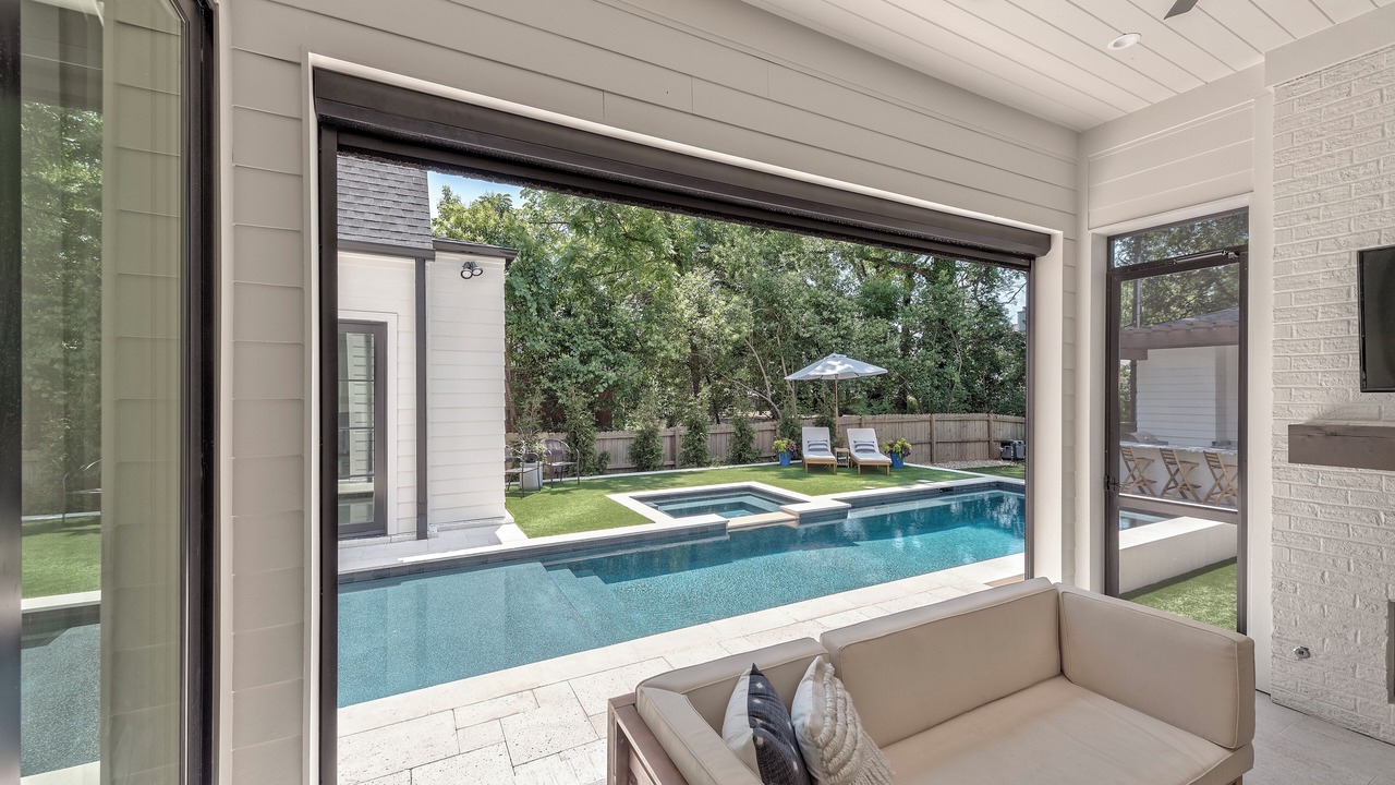 Photo of Outdoor in Chantilly