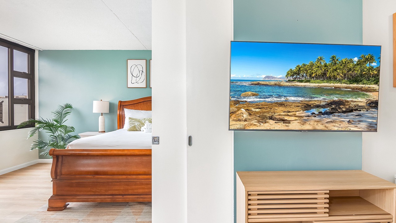 Photo of Bedroom in Waikiki