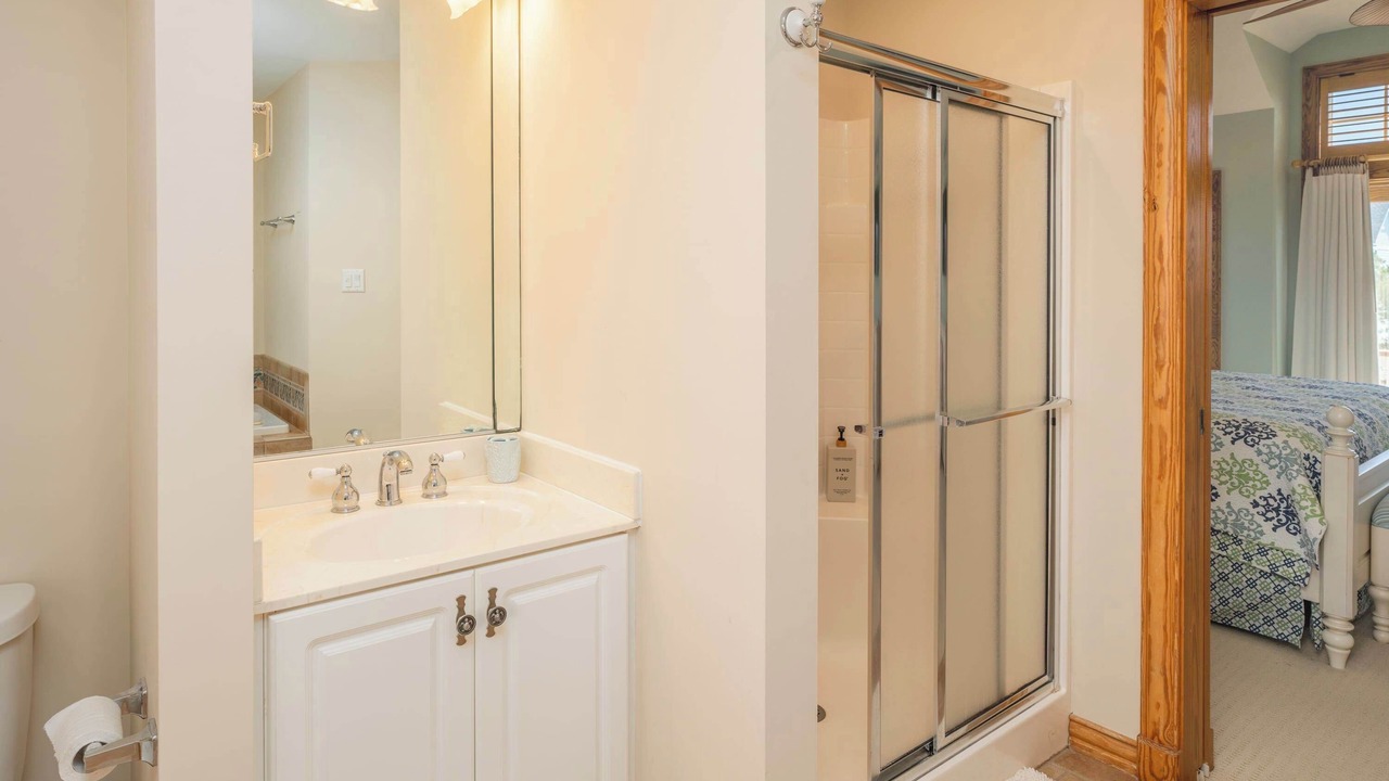 Photo of Bathroom in Buck Island