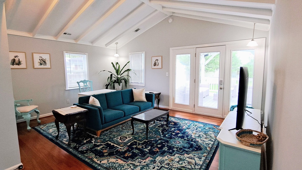 Photo of Livingroom in Colonial Beach