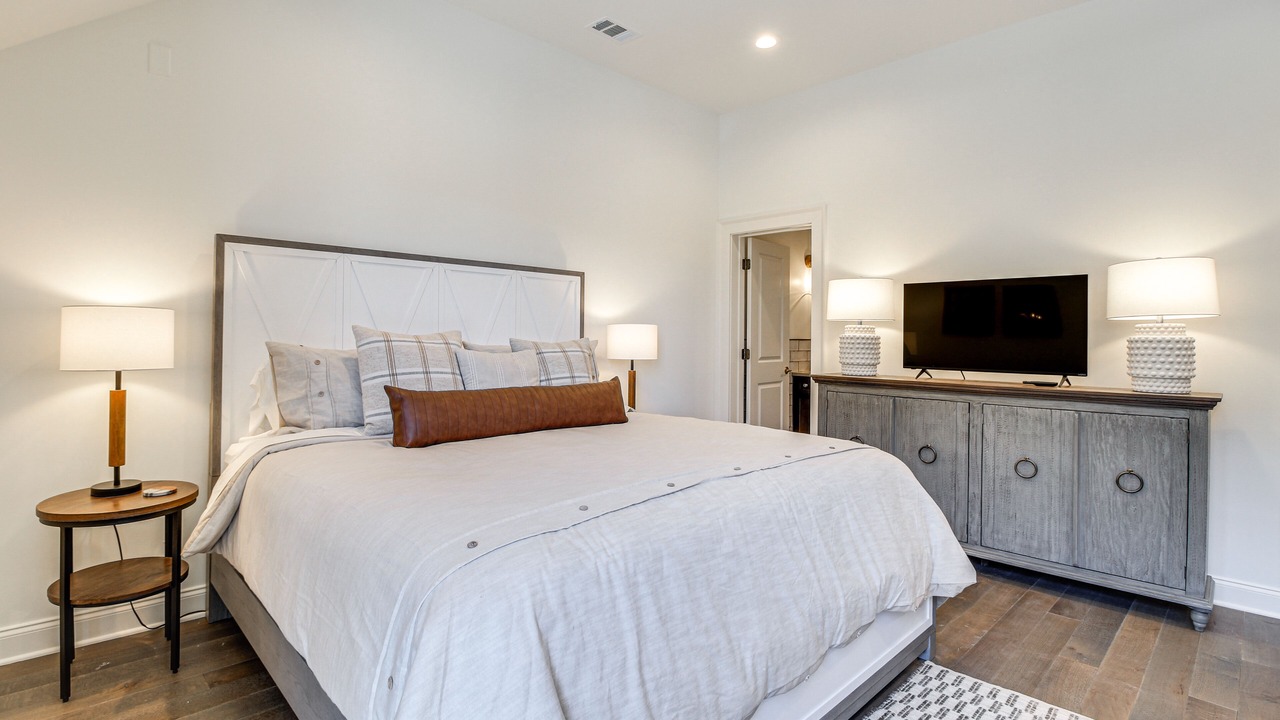 Photo of Bedroom in Hitch Village - Fred Wessels Homes