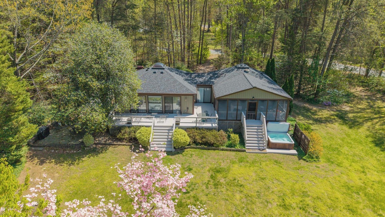 Photo of Outdoor in Bumpass