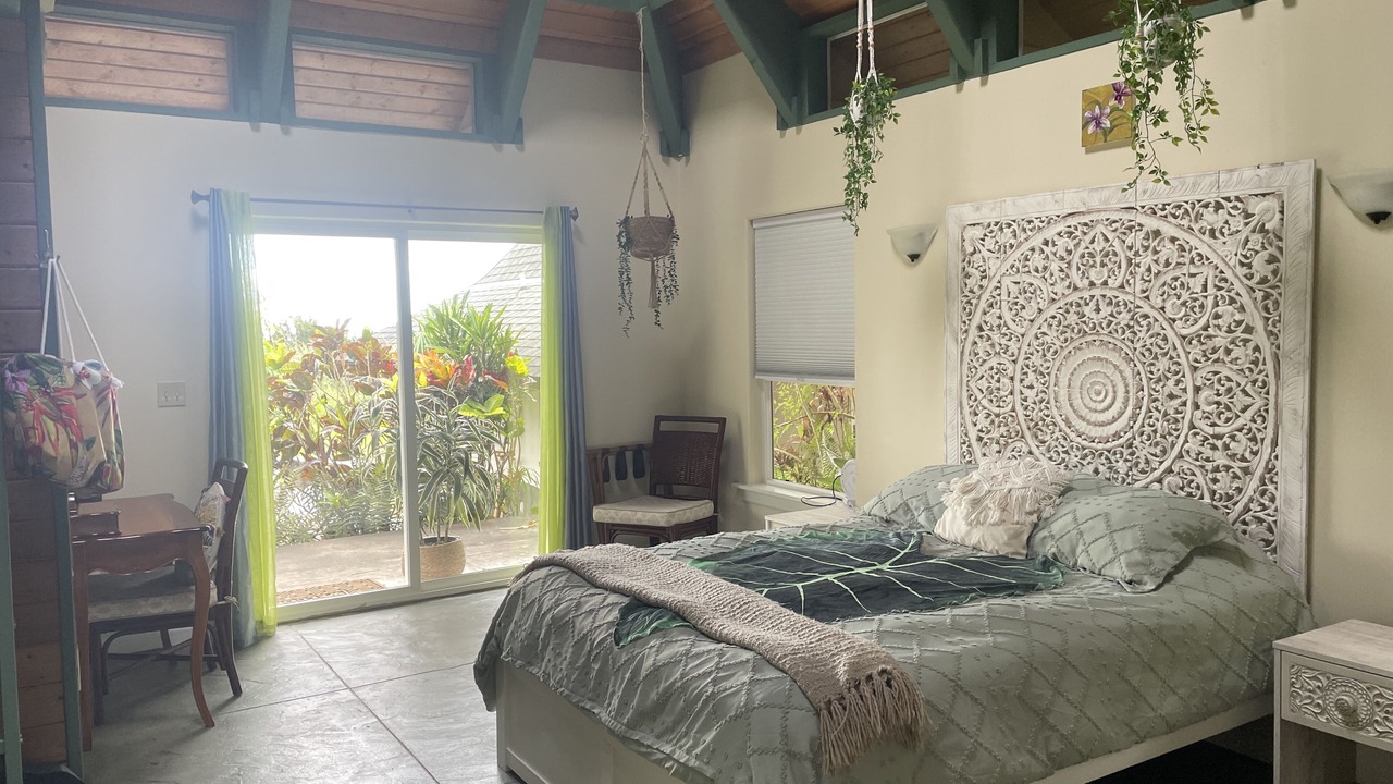 Photo of Bedroom in Holualoa