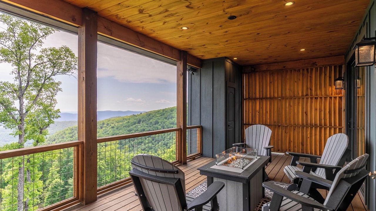Photo of Patio Balcony in Lenoir