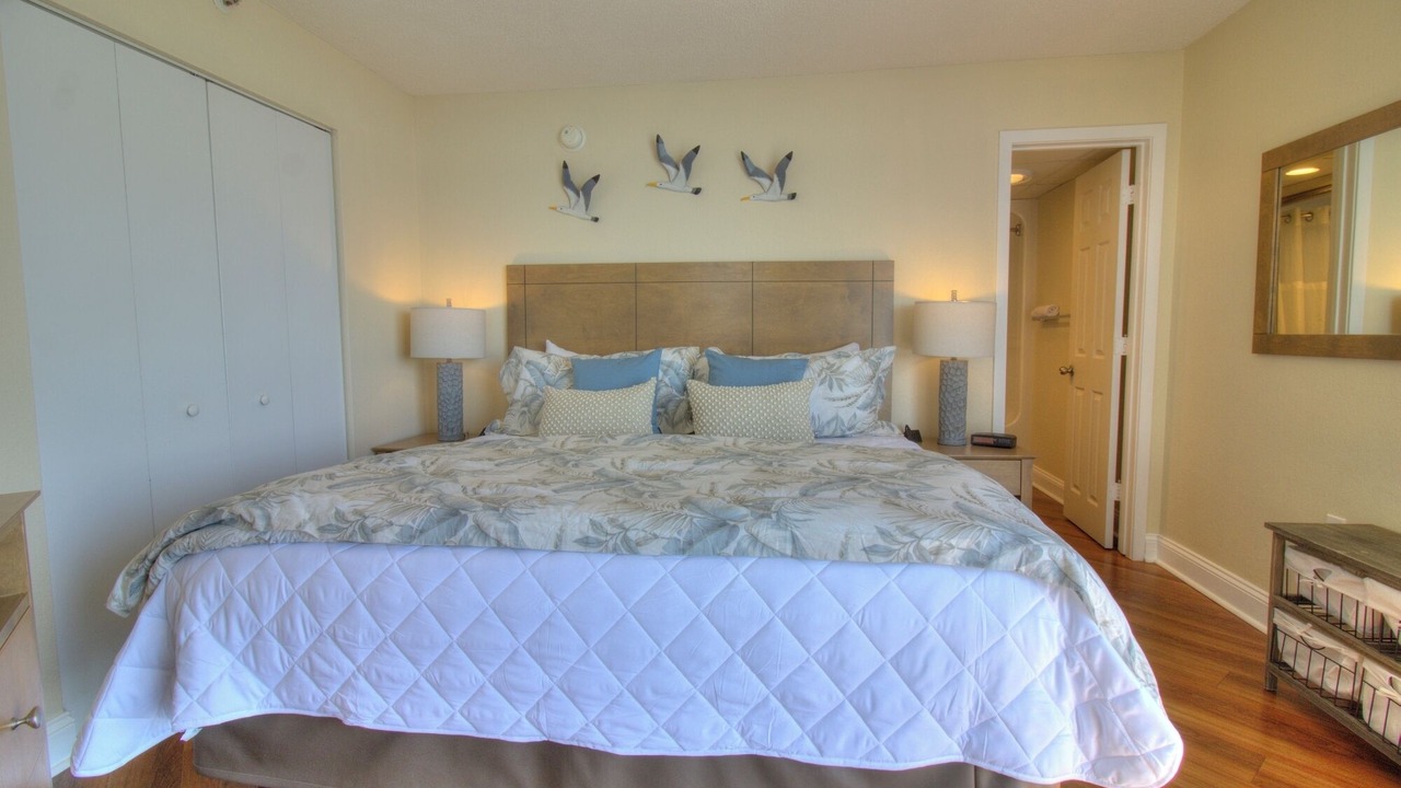 Photo of Bedroom in Arcadian Shores