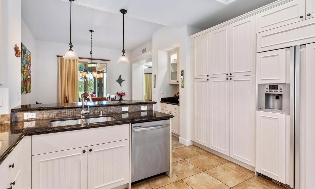 Photo of Kitchen in Kulalani