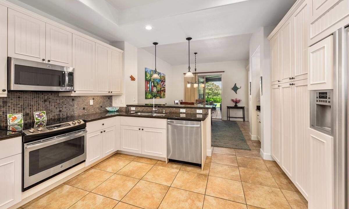 Photo of Kitchen in Kulalani