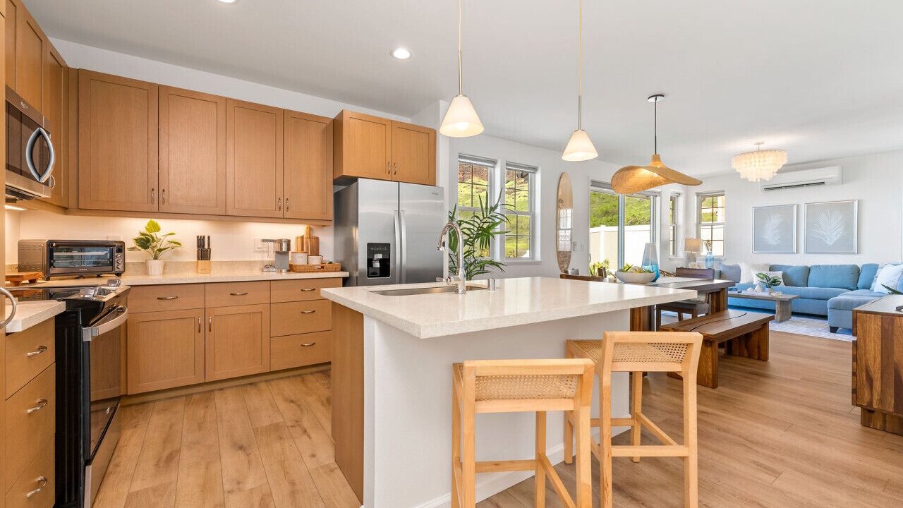 Photo of Kitchen in Makaha Valley