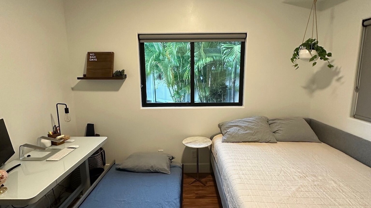 Photo of Bedroom in Kahaluu Bay