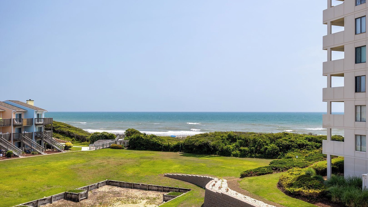Photo of Patio Balcony in Emerald Isle